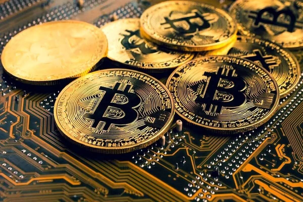 وزارت ارتباطات: تنظیم‌گری رمزارزها نیازمند مشارکت میان نهادی و بخش خصوصی است