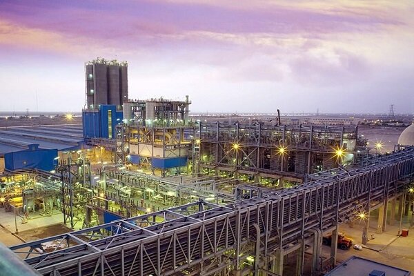 باید برای ماندگاری نیروهای متخصص در صنعت پتروشیمی اقدام کرد