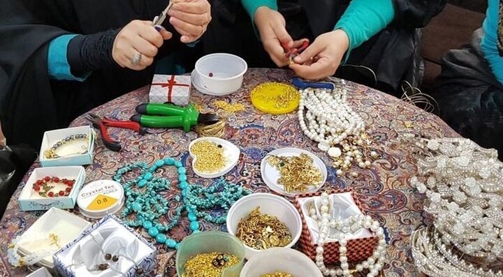 تسهیلات جدید برای مشاغل خانگی ابلاغ شد/ متقاضیان تا تیر ۱۴۰۴ وام می‌گیرند