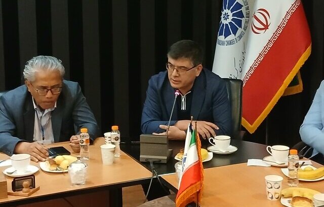 افزایش مبادلات تجاری با ایران به ۲ میلیارد دلار را دنبال می‌کنیم